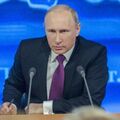 Путин повысил зарплаты российским чиновникам