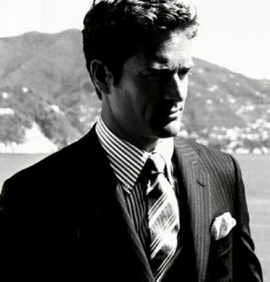 Мужчина в галстуке