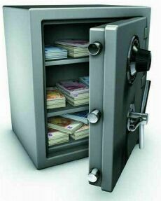 сейф с деньгами