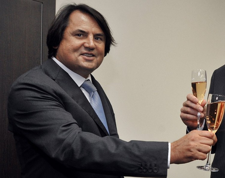 Рустам Тарико