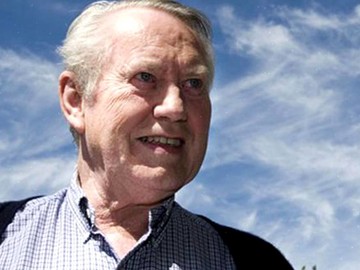 Самый бедный миллиардер Чак Фини!!!!