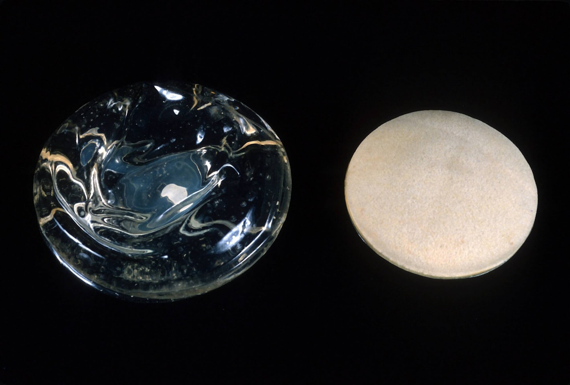 Текстурированные грудные женские импланты опаснее полированных