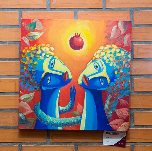 Алматинская журналистка начала рисовать пальцами и достигла успеха