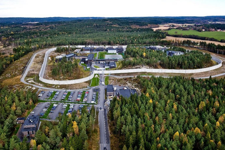 Тюрьма в Норвегии будет использовать солнечные батареи