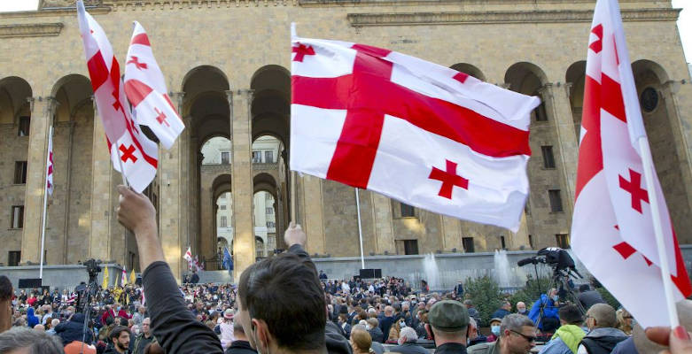 В Грузии требуют распустить Центризбирком и провести новые выборы