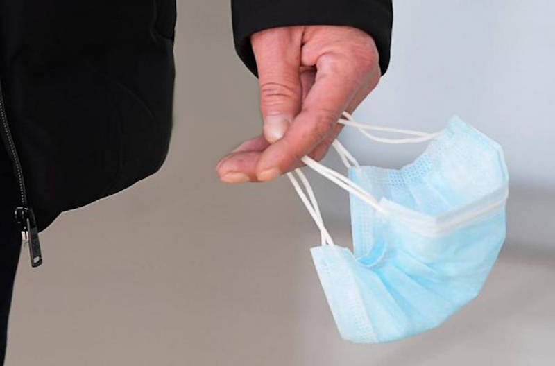 Как, не надев маску, подорвать бизнес конкурента?