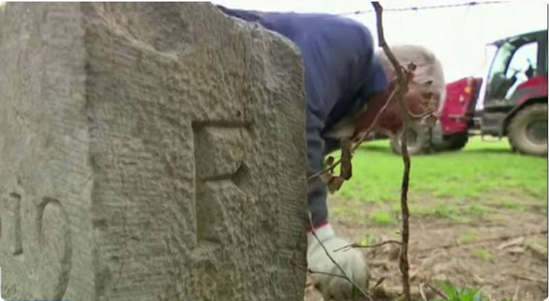 Как обычный тракторист аннексировал кусок Франции