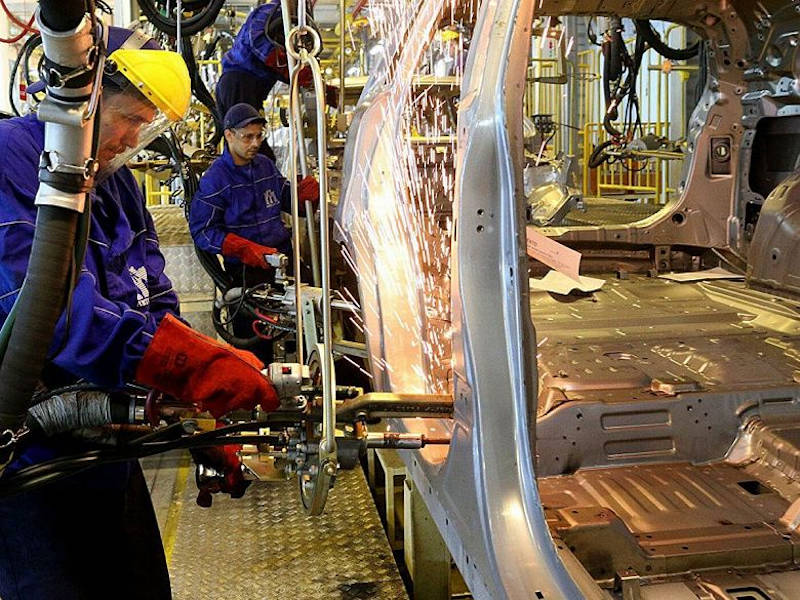 Российский автопром планирует организовать сборку машин в Узбекистане