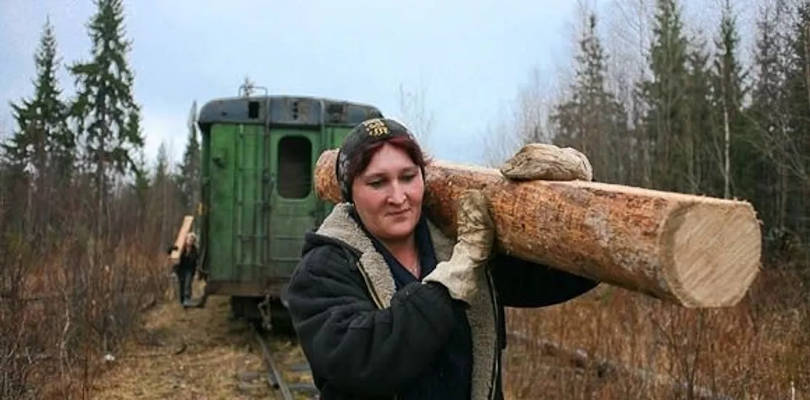 Минтруда: женщины смогут работать везде