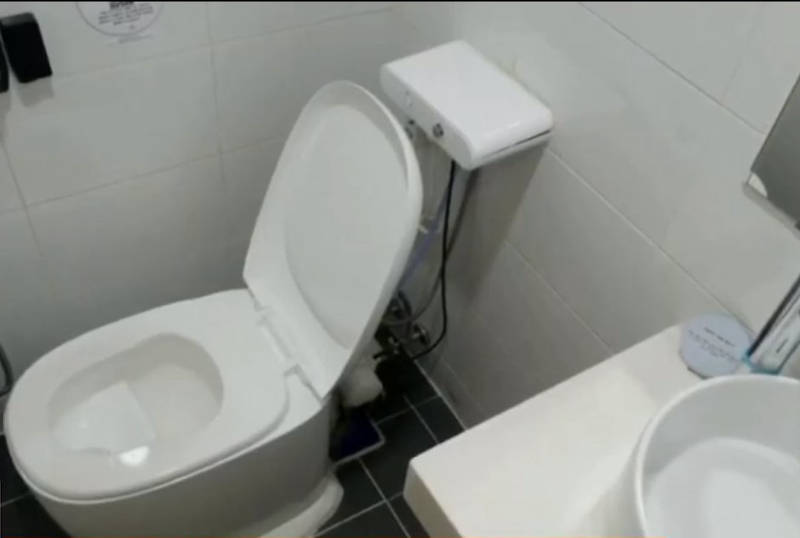 Деньги из туалета: южнокорейским студентам платят за посещение уборной