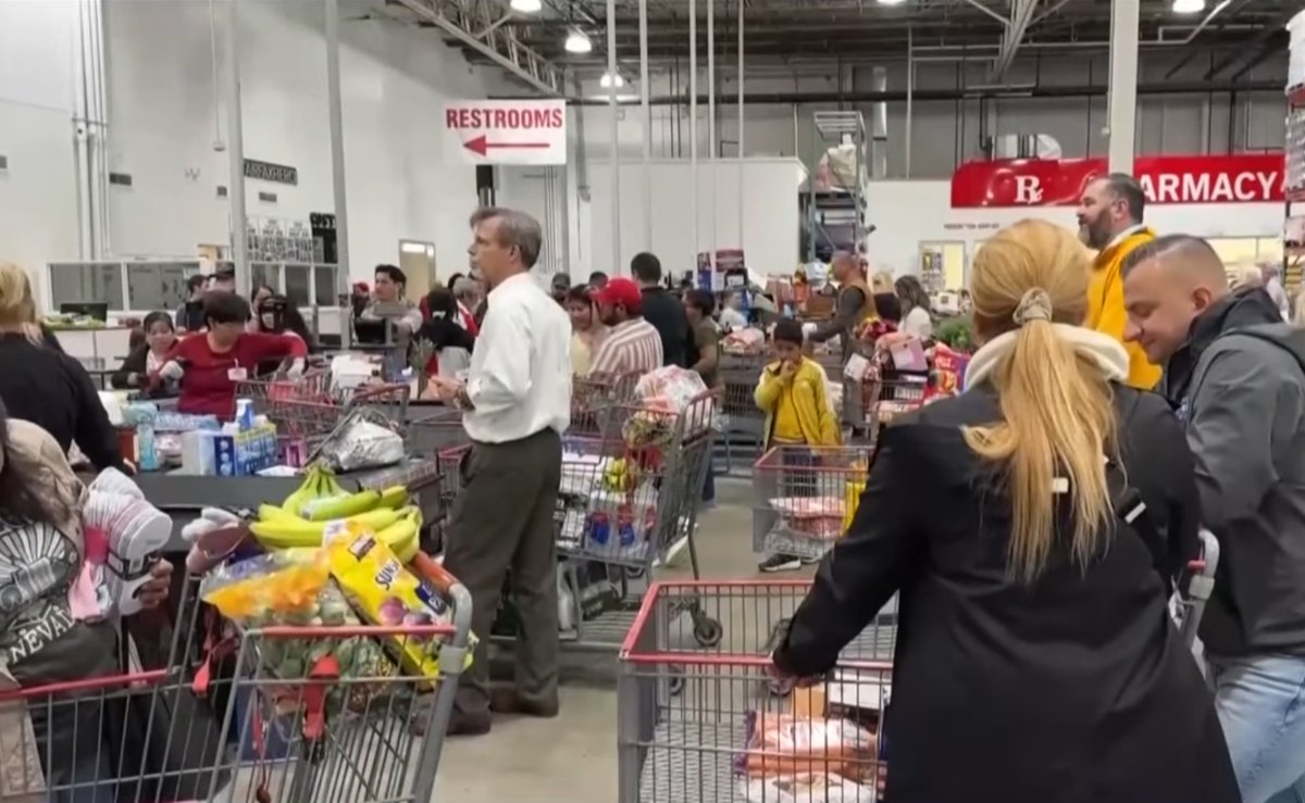 &laquo;Война пошлин&raquo; в США спровоцировала потребительский ажиотаж